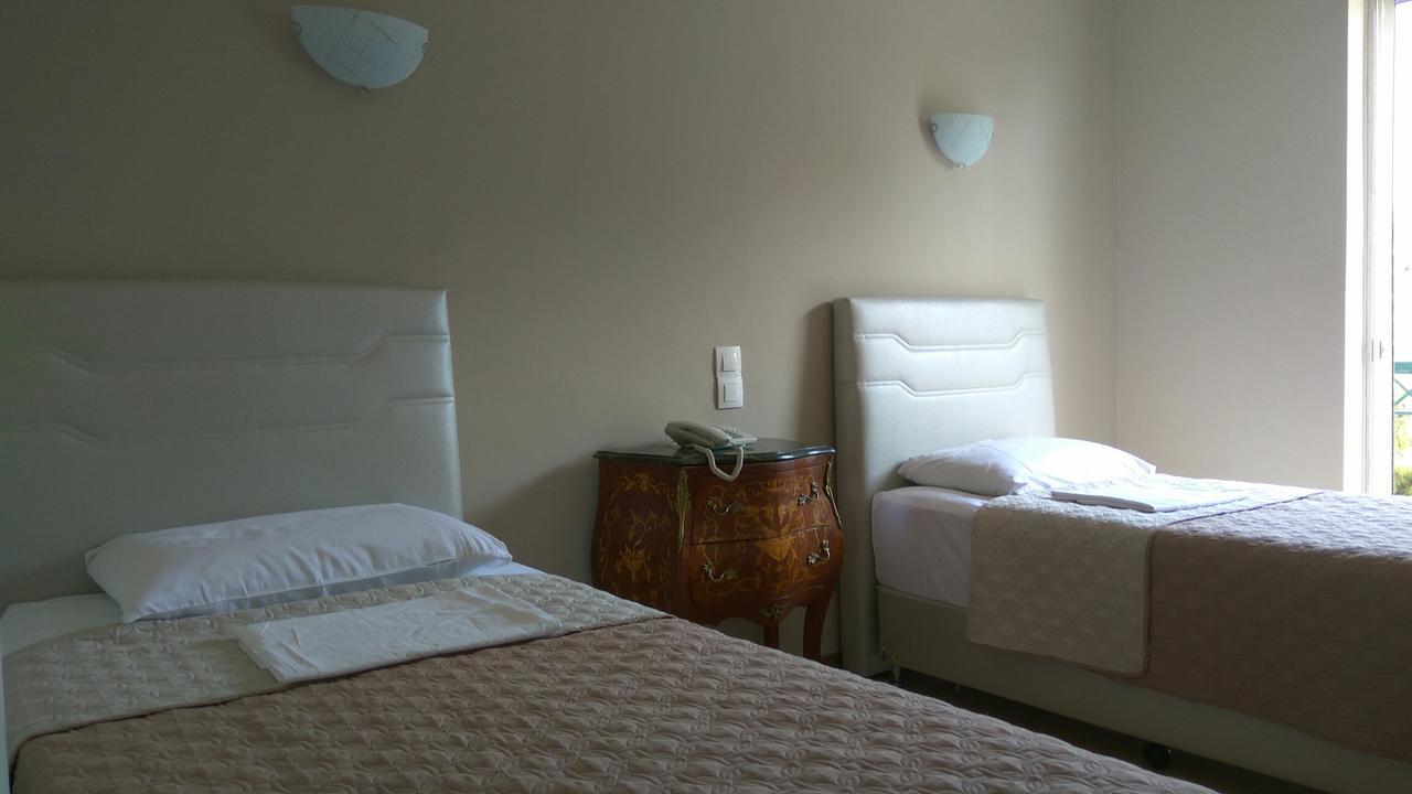Hotel Anesi Атина Екстериор снимка