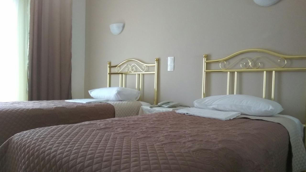 Hotel Anesi Атина Екстериор снимка