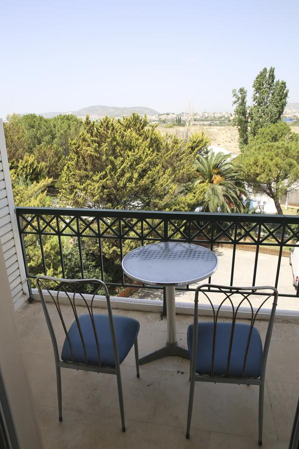 Hotel Anesi Атина Екстериор снимка