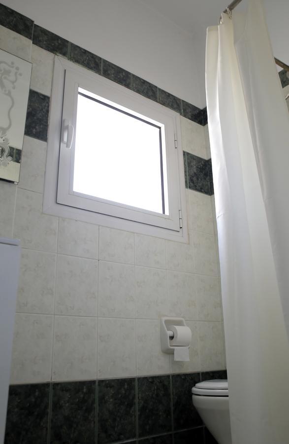 Hotel Anesi Атина Екстериор снимка