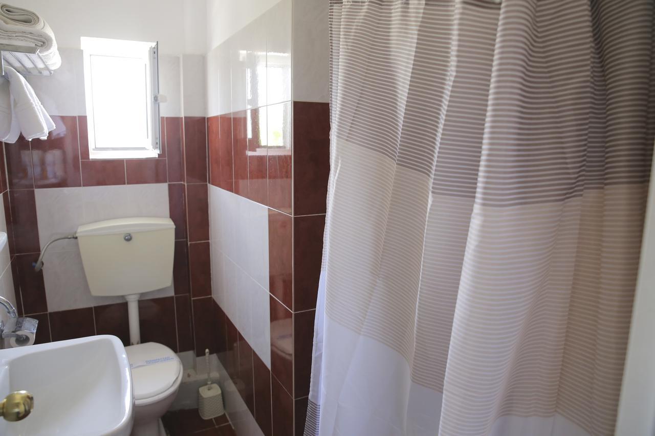 Hotel Anesi Атина Екстериор снимка