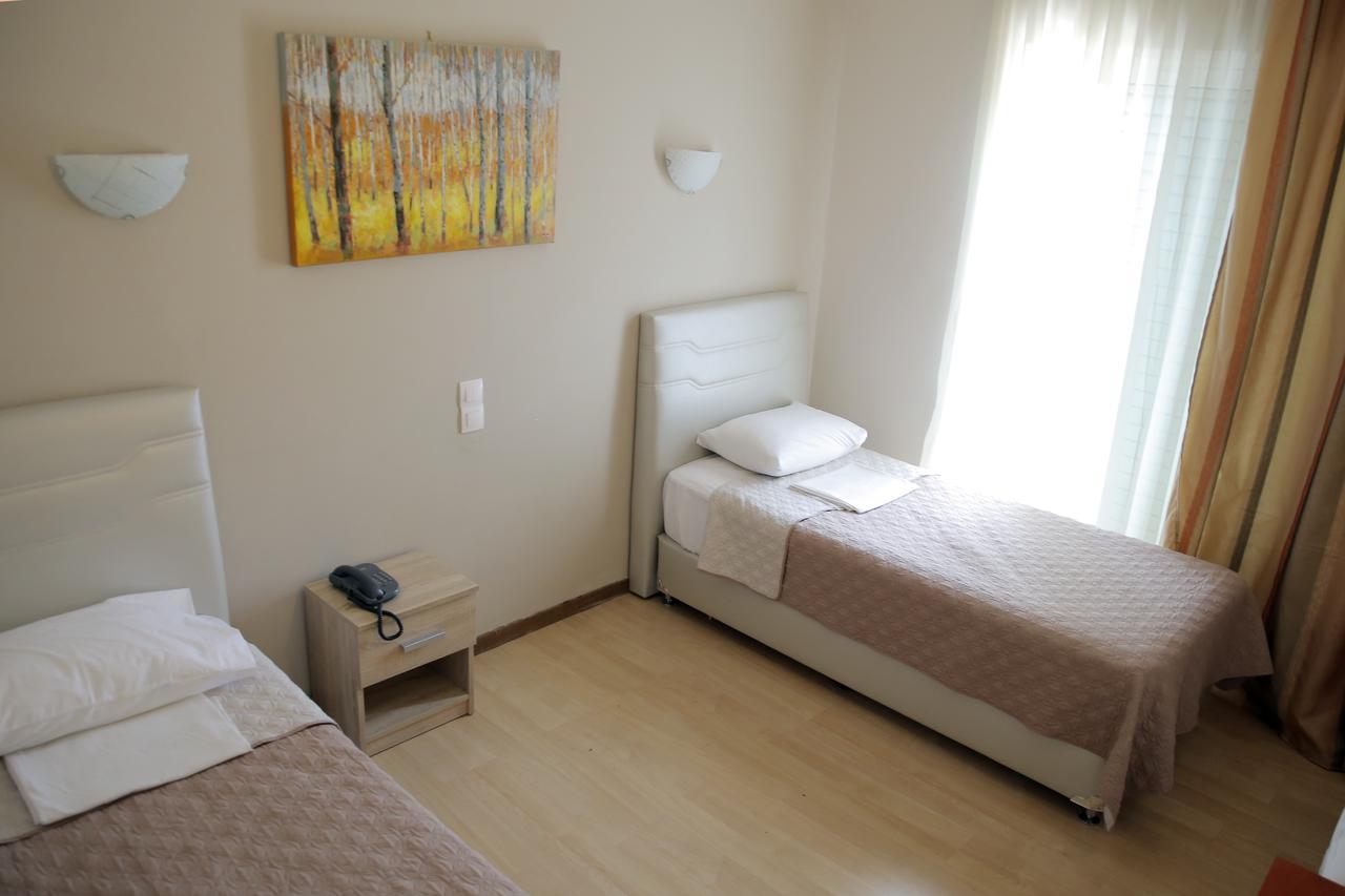Hotel Anesi Атина Екстериор снимка