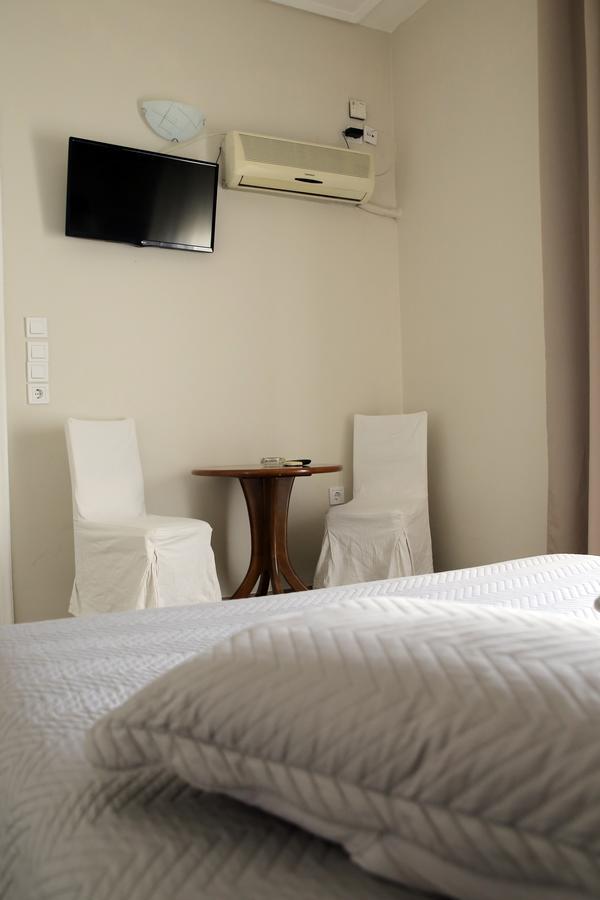Hotel Anesi Атина Екстериор снимка