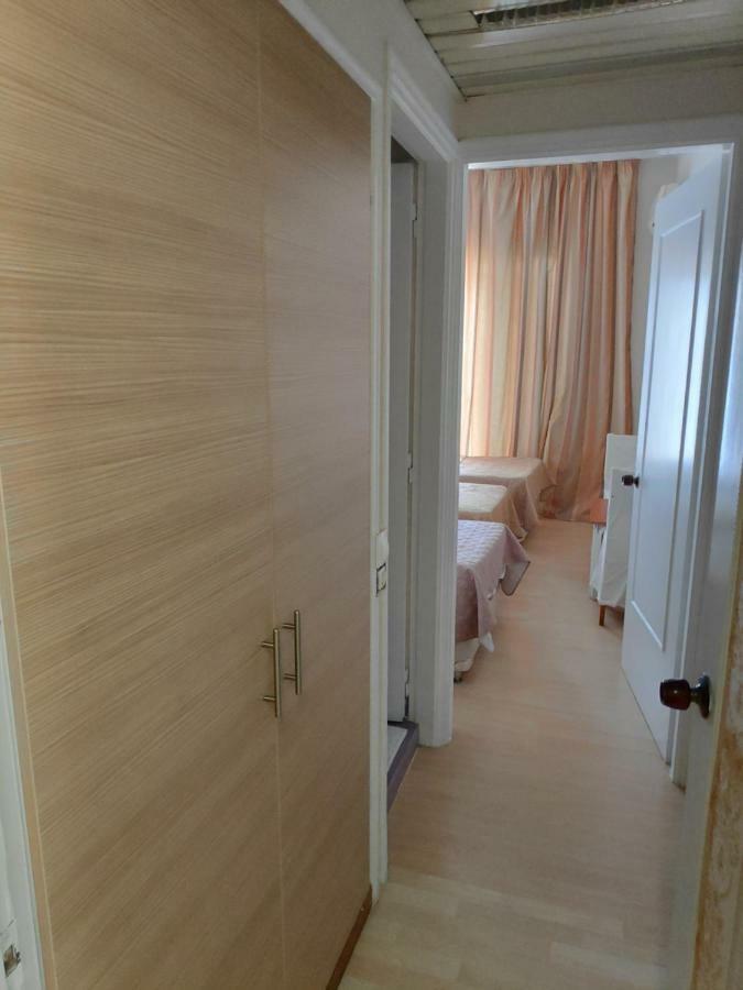 Hotel Anesi Атина Екстериор снимка